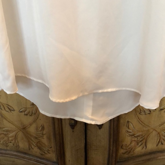 Elle Tunic Blouse - Picture 5 of 7